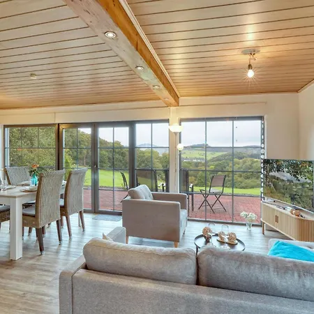 2 Bedroom Beautiful In Daun