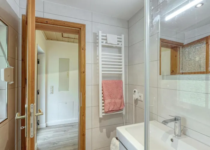 2 Bedroom Beautiful In Feriehus Daun